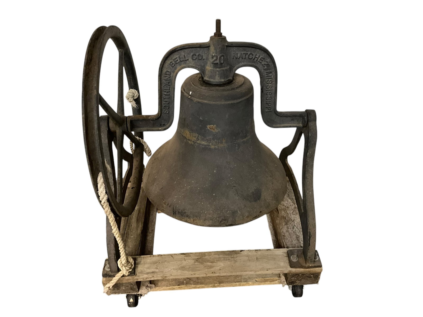 Southern Bell Co. Natchez Miss. Large #20 Cast Iron Bell (1 of 6)