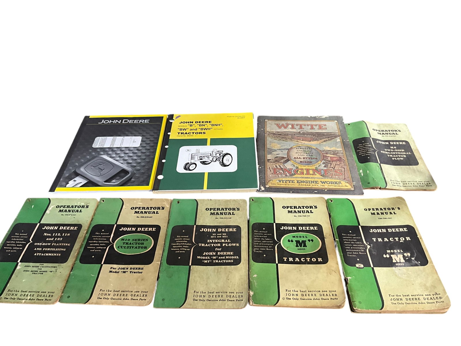 Lot of Vintage John Deere & Tractor Manuals (1 of 1)