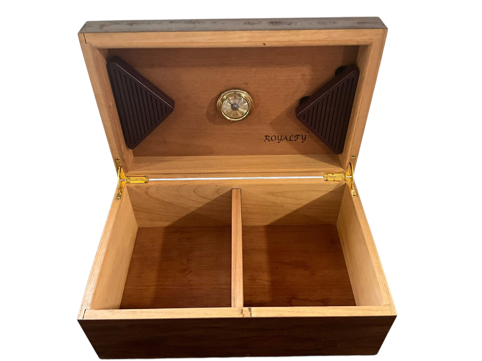 Steve Royals Spanish Cedar ROYALTY Humidor: Original paperwork. Great condition. 14 inches wide x 9 inches deep x 5.75 inches tall.