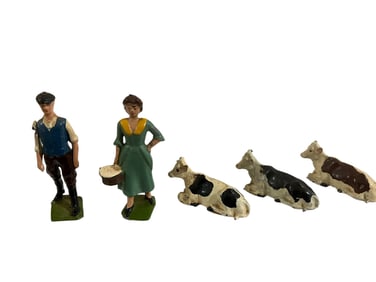 Lot Of 5 Britains Moving Arm Man + Woman & 3 Cows
