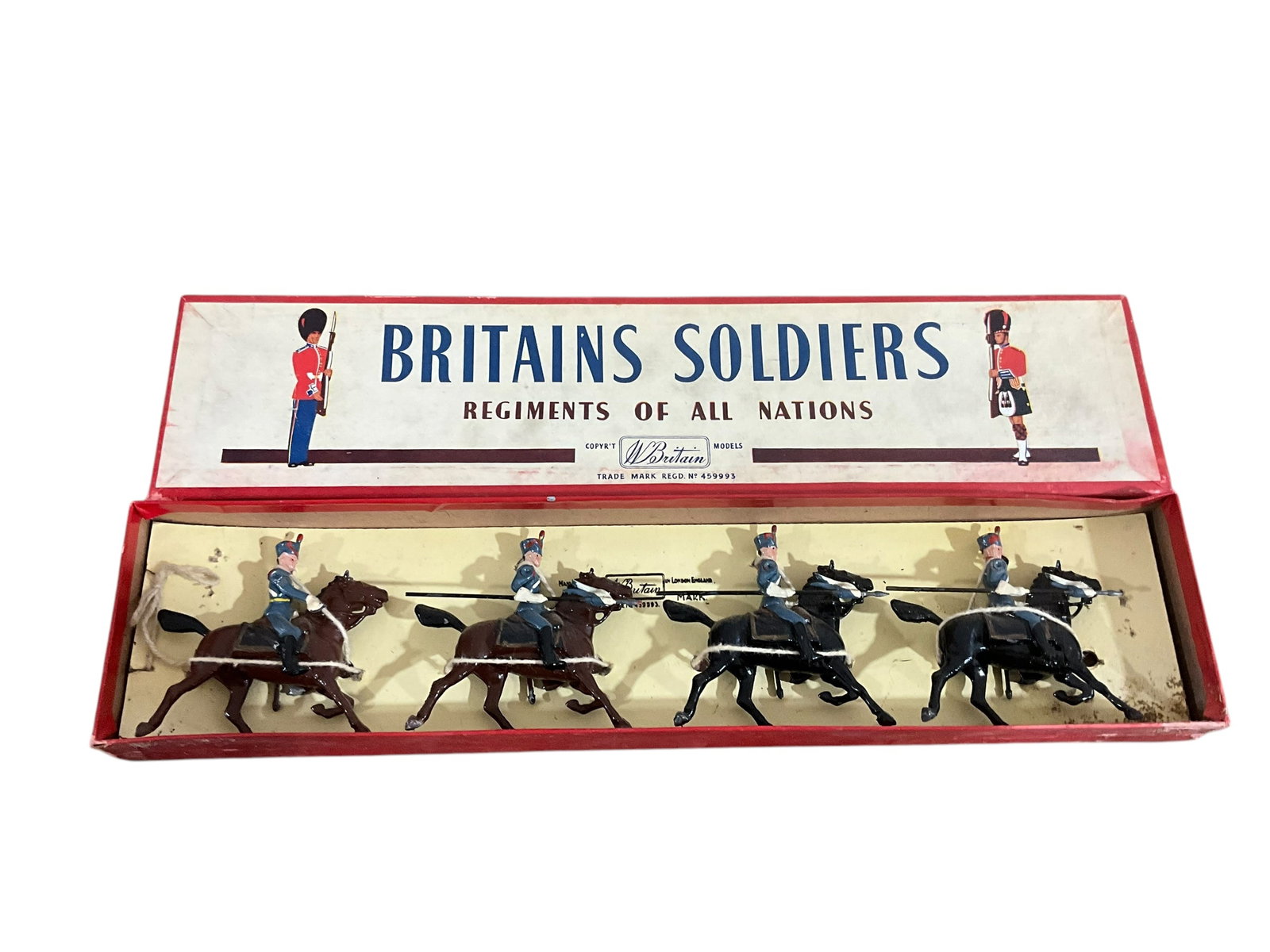 W Britain # 217 Argentine Army Set Lead Toys: Good used condition. See photos. Selling in as found condition. One sword Broken off.