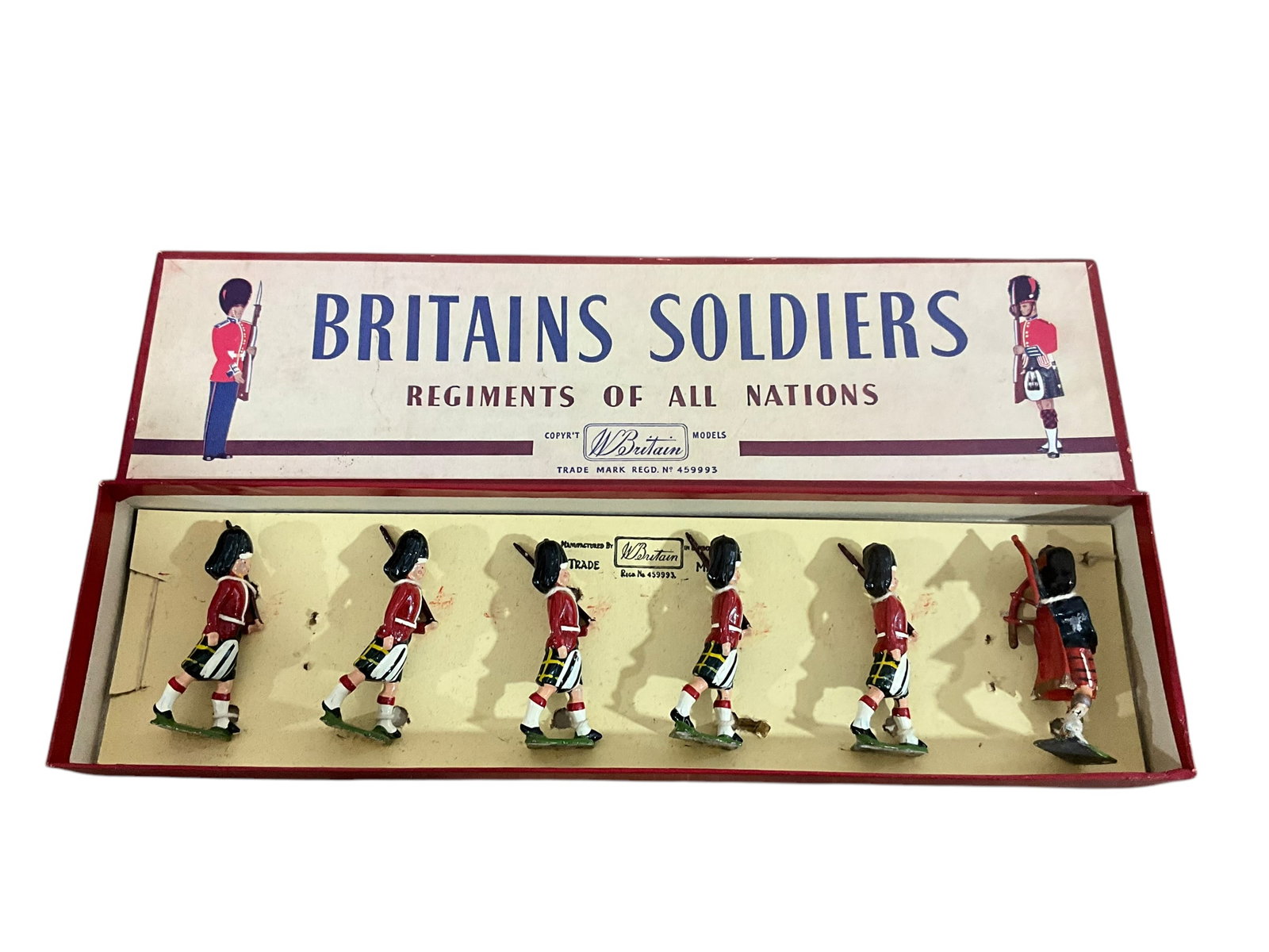 W Britain # 77 The Gordon Highlanders Set Lead Toys: Good used condition. See photos. Selling in as found condition.