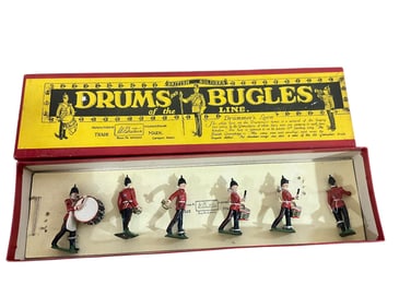 W Britain # 30 Drums & Bugles Set Lead Toys