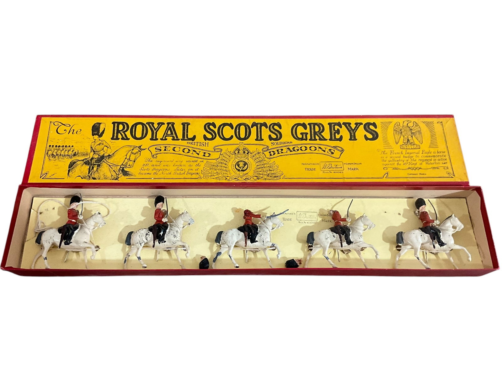 W Britain # 32 The Scots Greys Set Lead Toys (1 of 5)