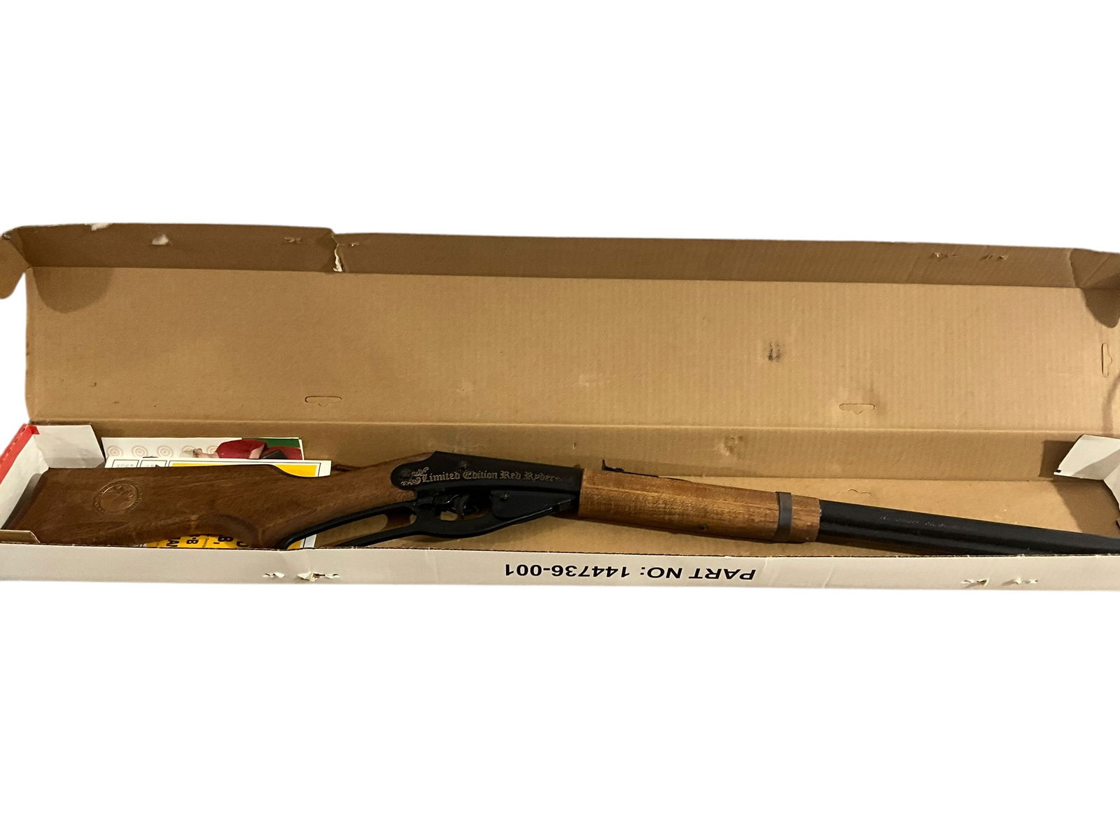 Daisy 650 Shot Red Ryder BB Rifle Unfired National Elk Association: Like new, open box with all paperwork. Item has never been fired and features the Rocky Mountain Elk Association medallion. See photos for details!