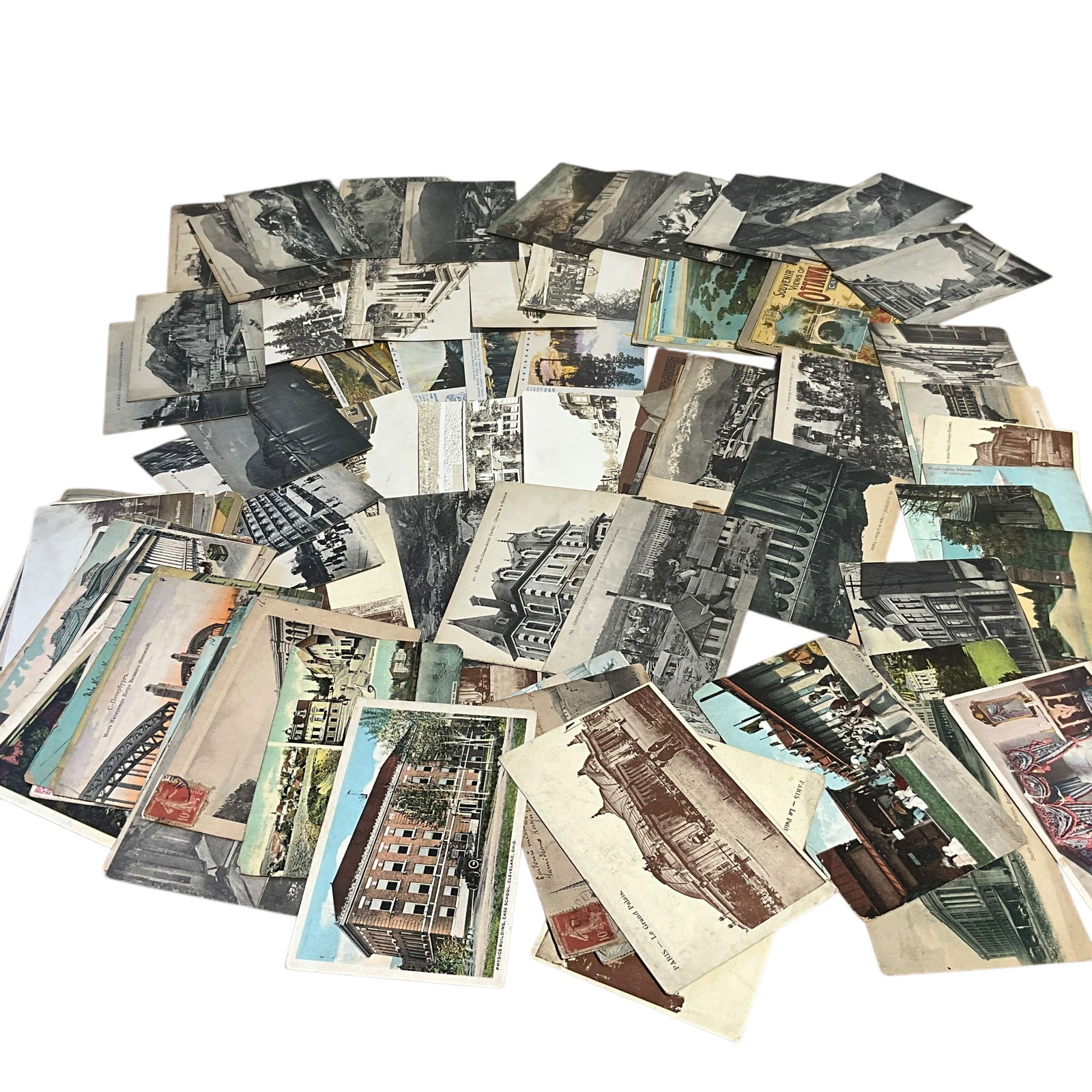 Lot Of Vintage Postcards: See photos.