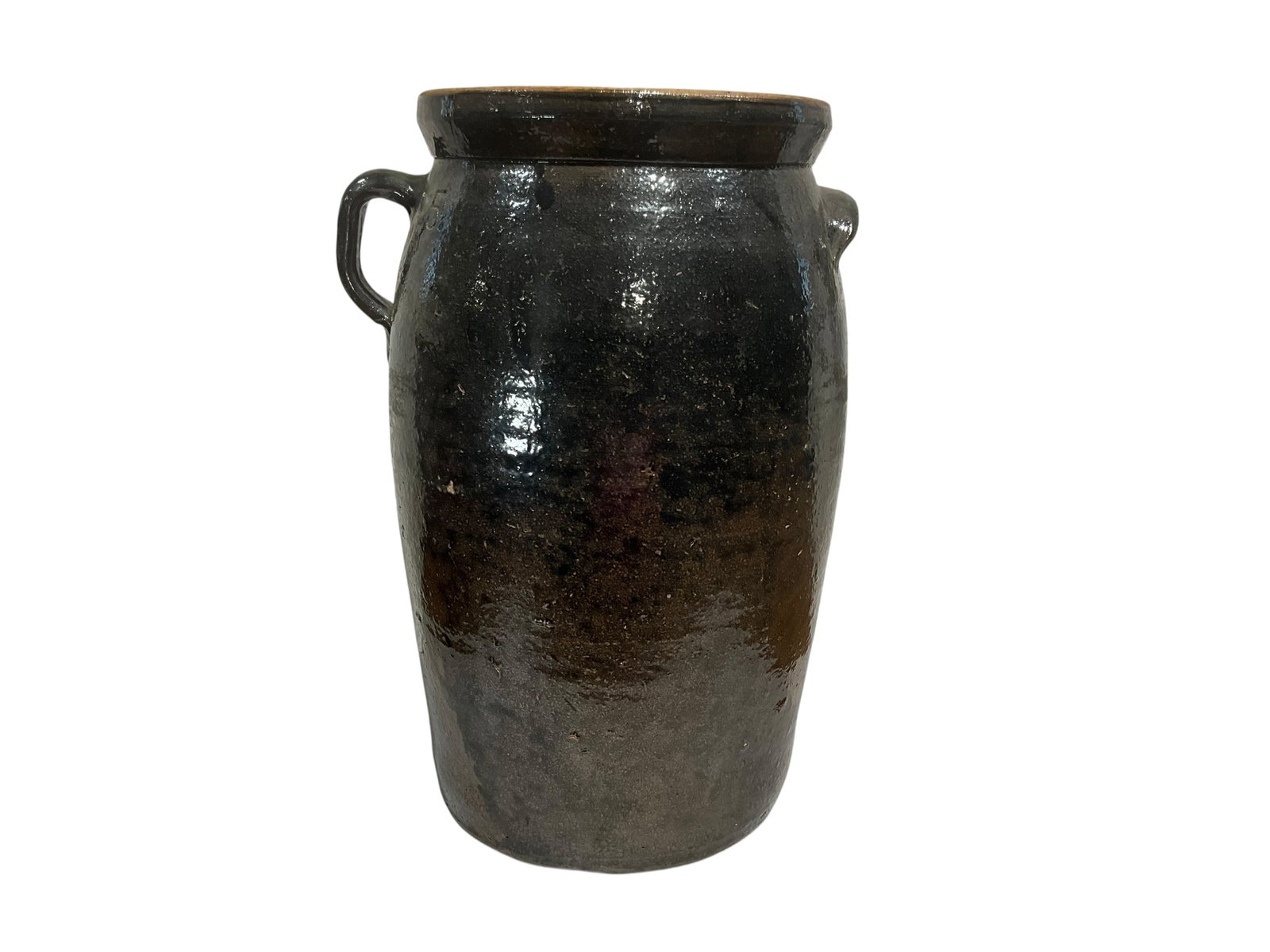 5 Gallon Gillsville Churn with Lid & Dasher: Overall good condition. A few nicks around the bottom and lid. 5 gallon capacity. Stands 17 inches.