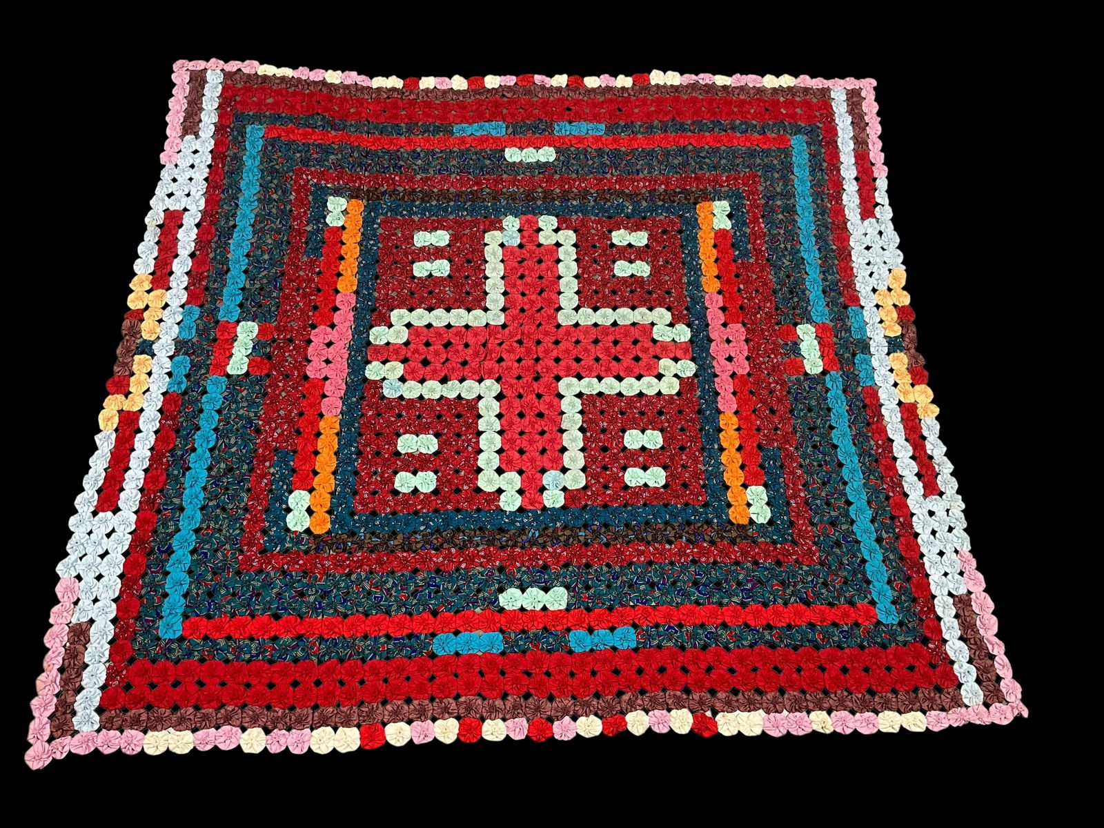 Awesome Yo Yo Quilt / Great Color (1 of 8)