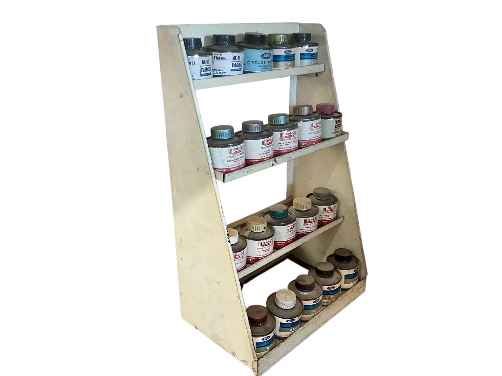 Vintage Ford FoMoCo Paint Counter Display With 10 Cans Included (1 of 7)