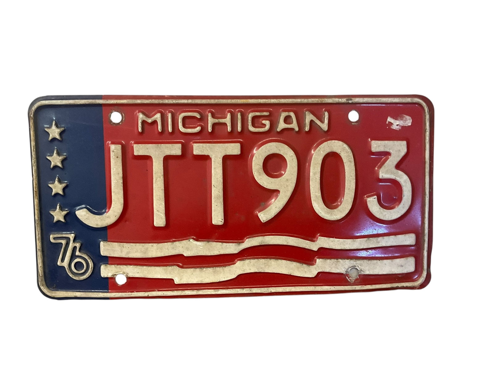 Michigan 1976 Auto License Plate Tag: Used condition. See photos.