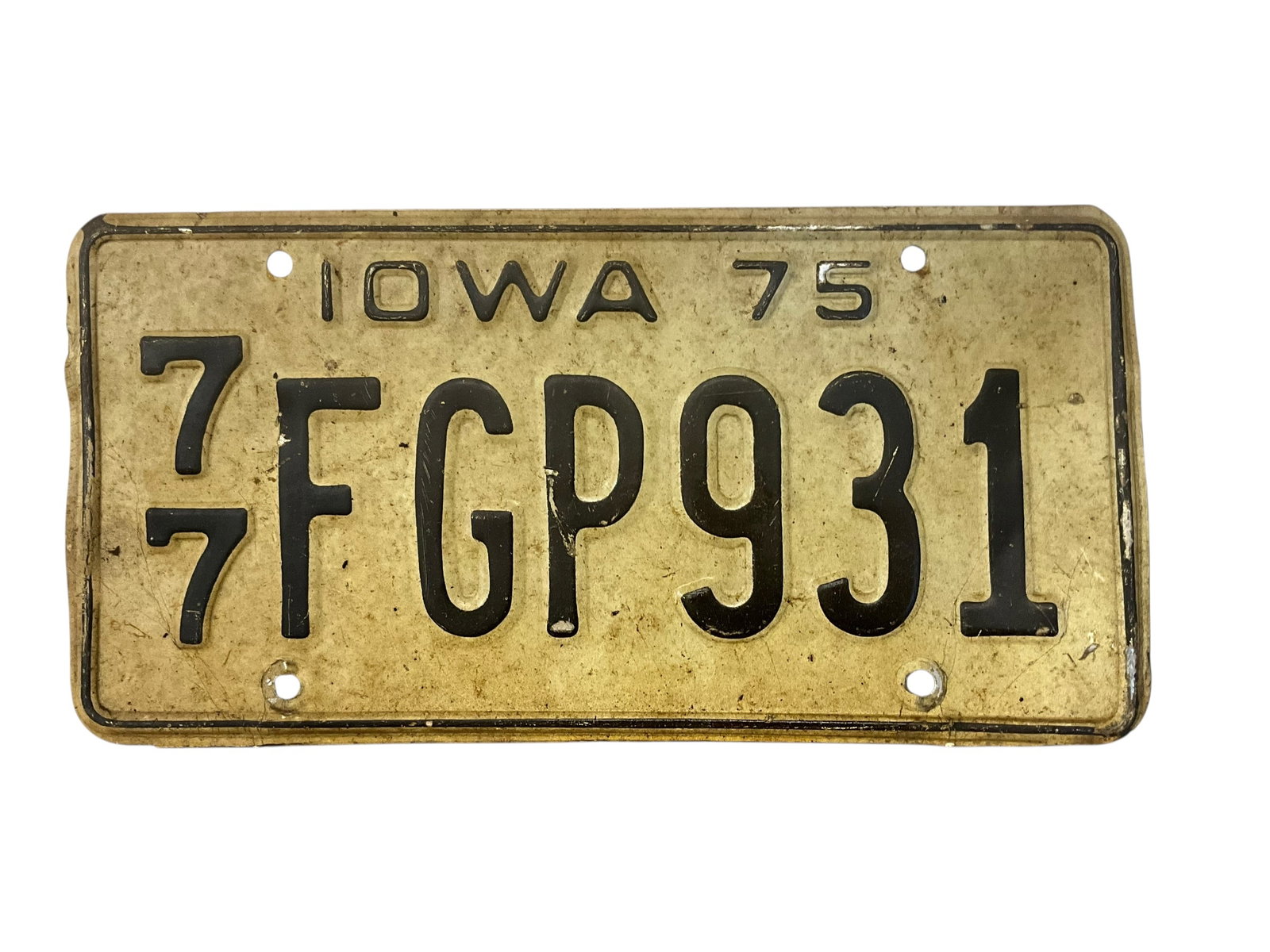 1975 IOWA Auto License Plate Tag: Used condition. See photos.