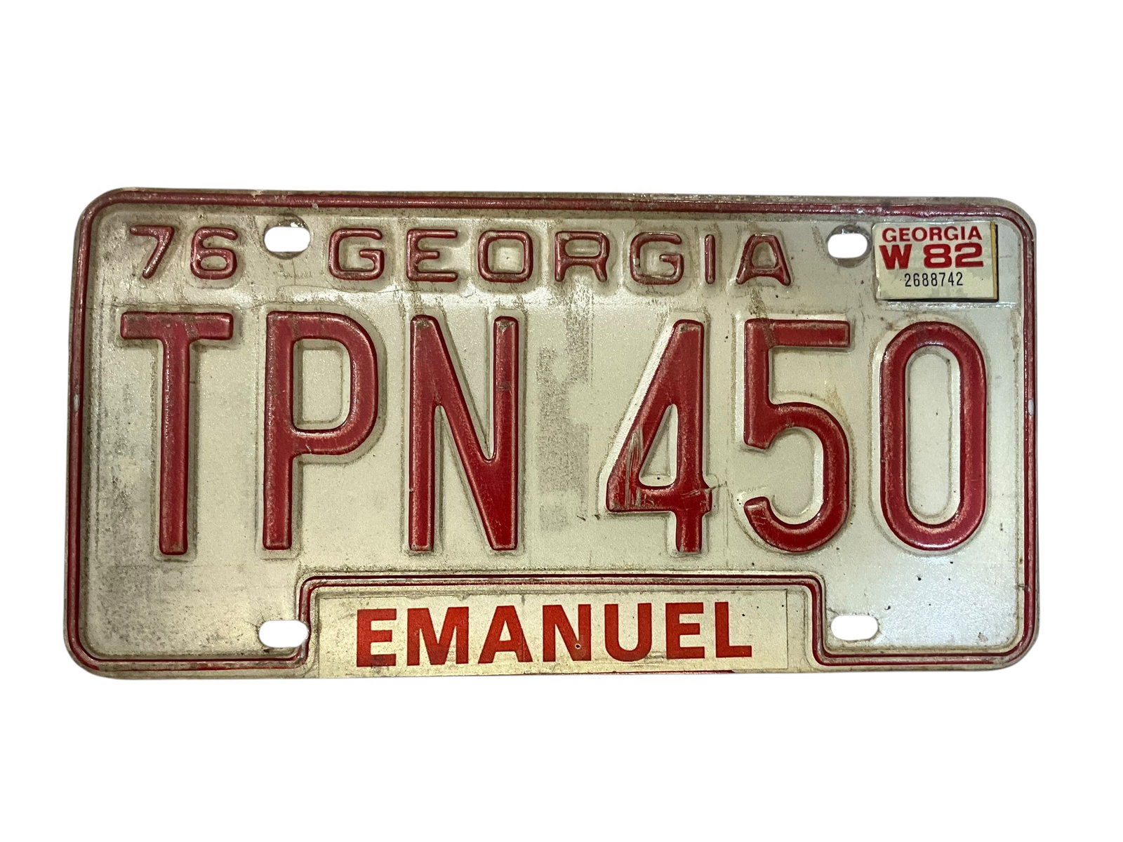 1976 Georgia Auto License Plate Tag: Used condition. See photos.
