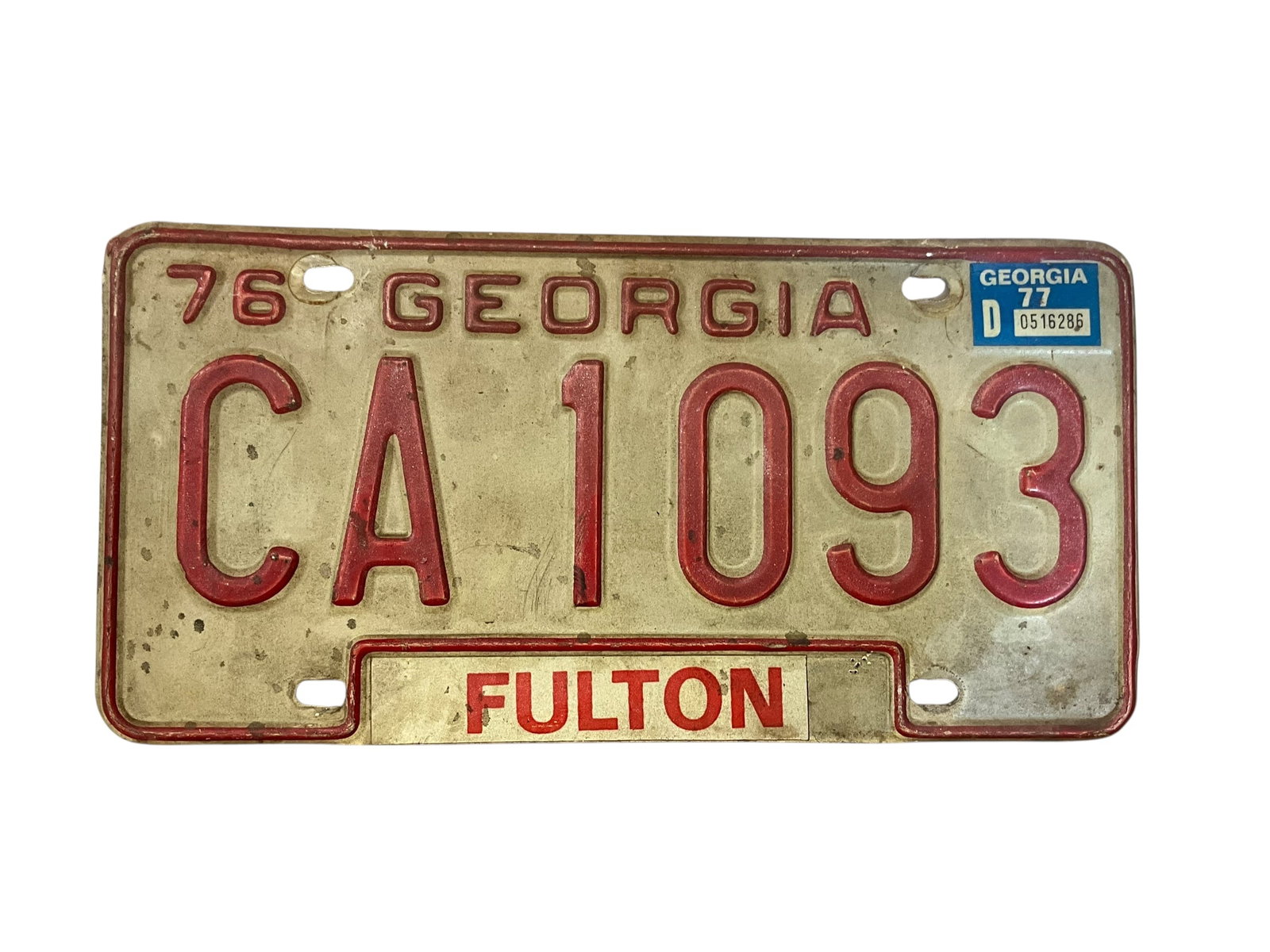 1976 Georgia Auto License Plate Tag: Used condition. See photos.