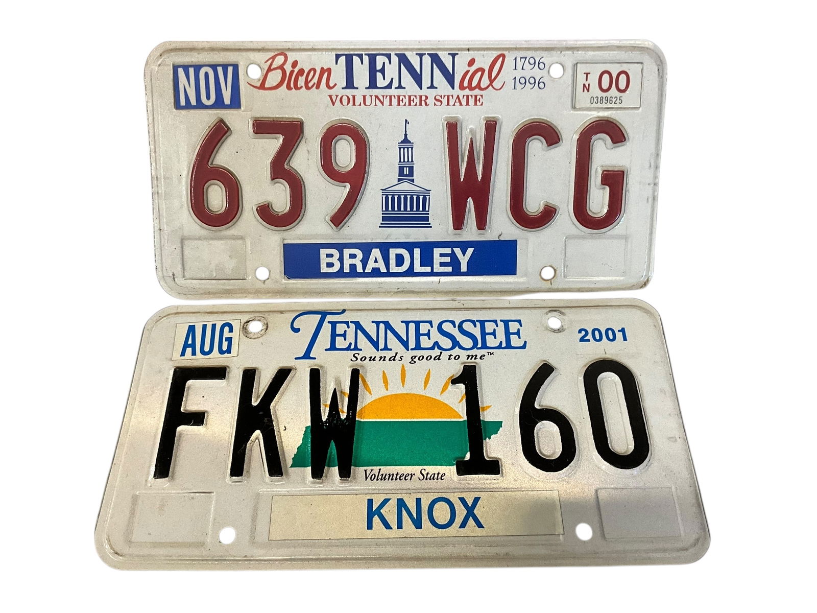 Pair Tennessee Auto License Plate Tag (1 of 2)