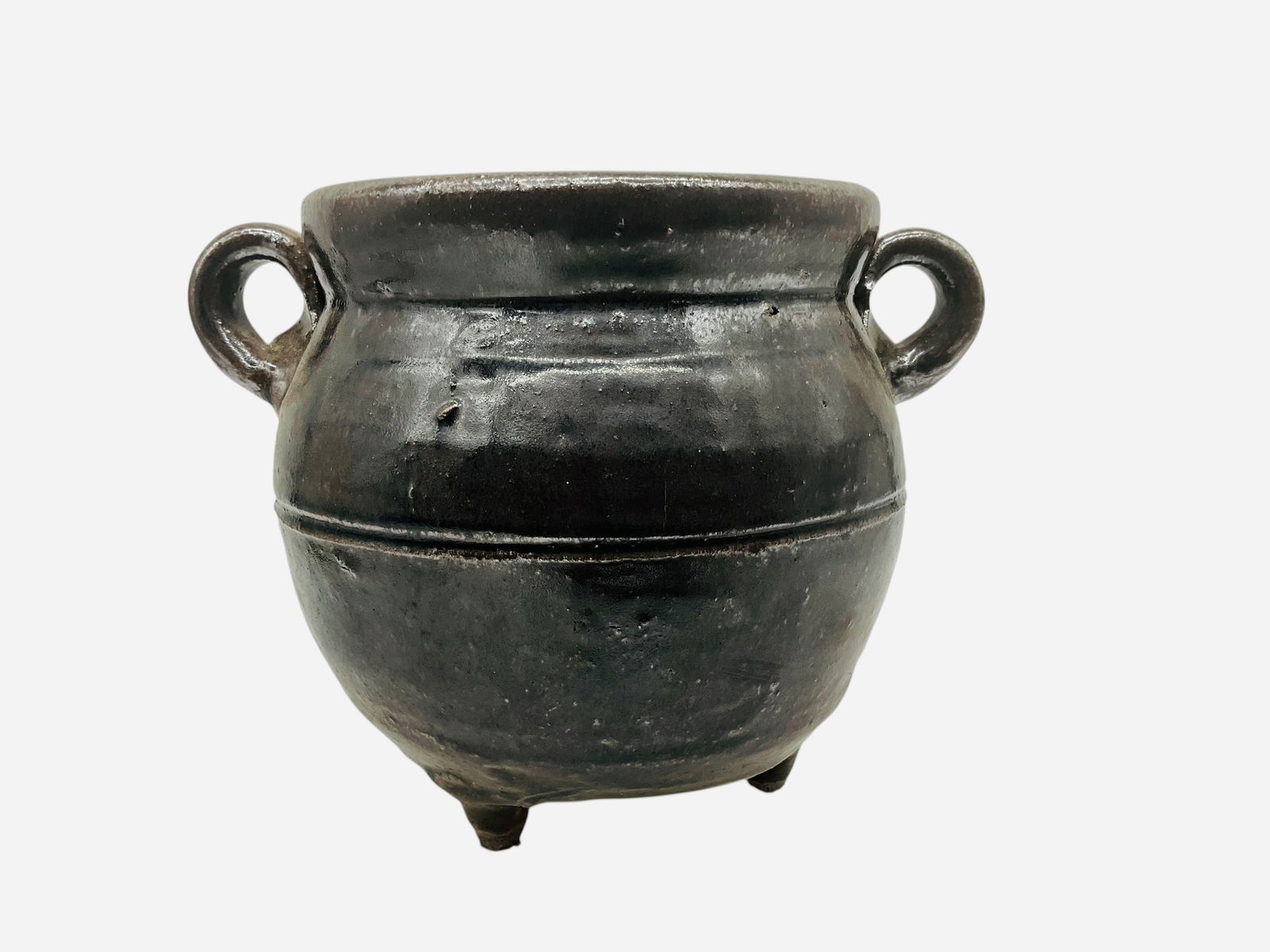 BR Holcomb Three Legged Bean Pot (1 of 3)