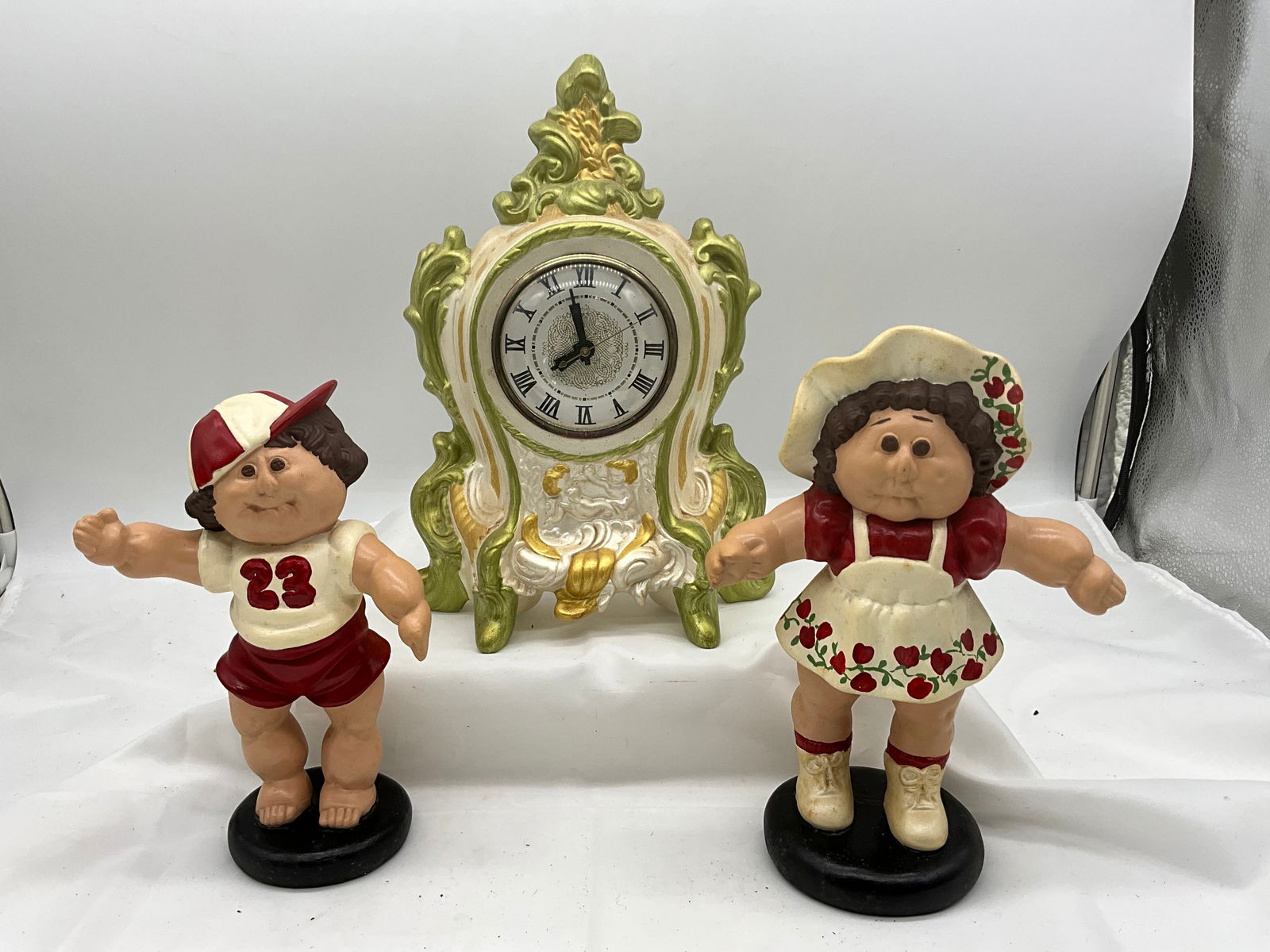 Holland Mold Clock + Pair Cabbage Patch Statues: Untested clock. See photos.