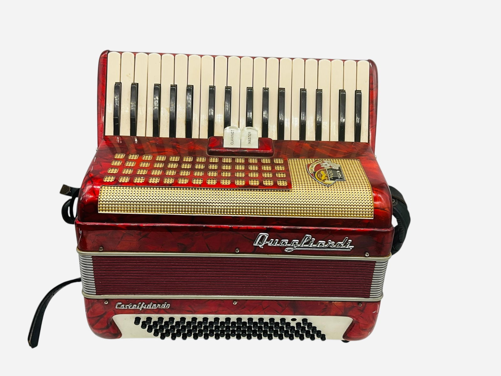 Quagliardi Castelfidardo Red Accordion (1 of 10)