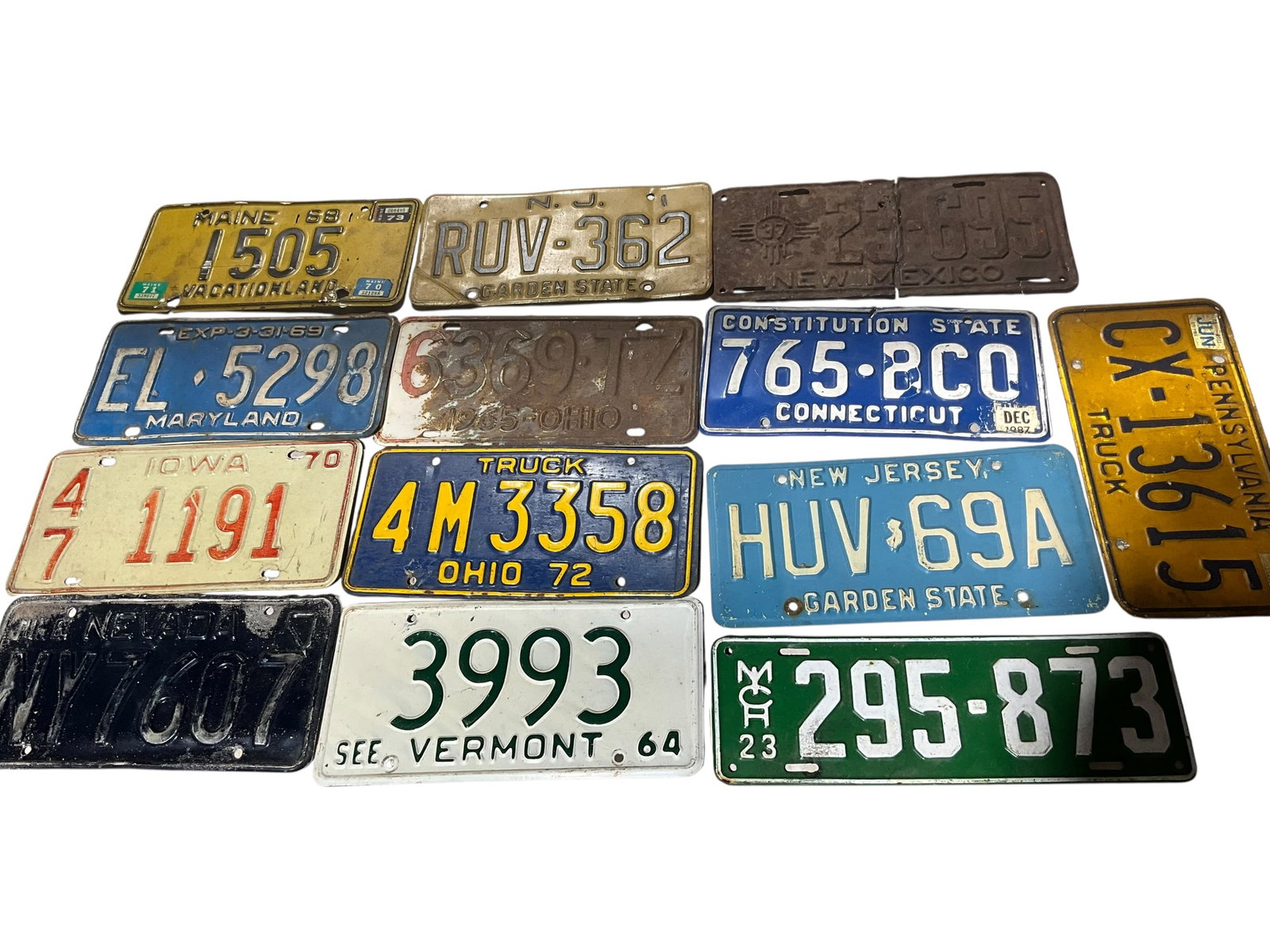 13 Vintage License Plates (1 of 3)