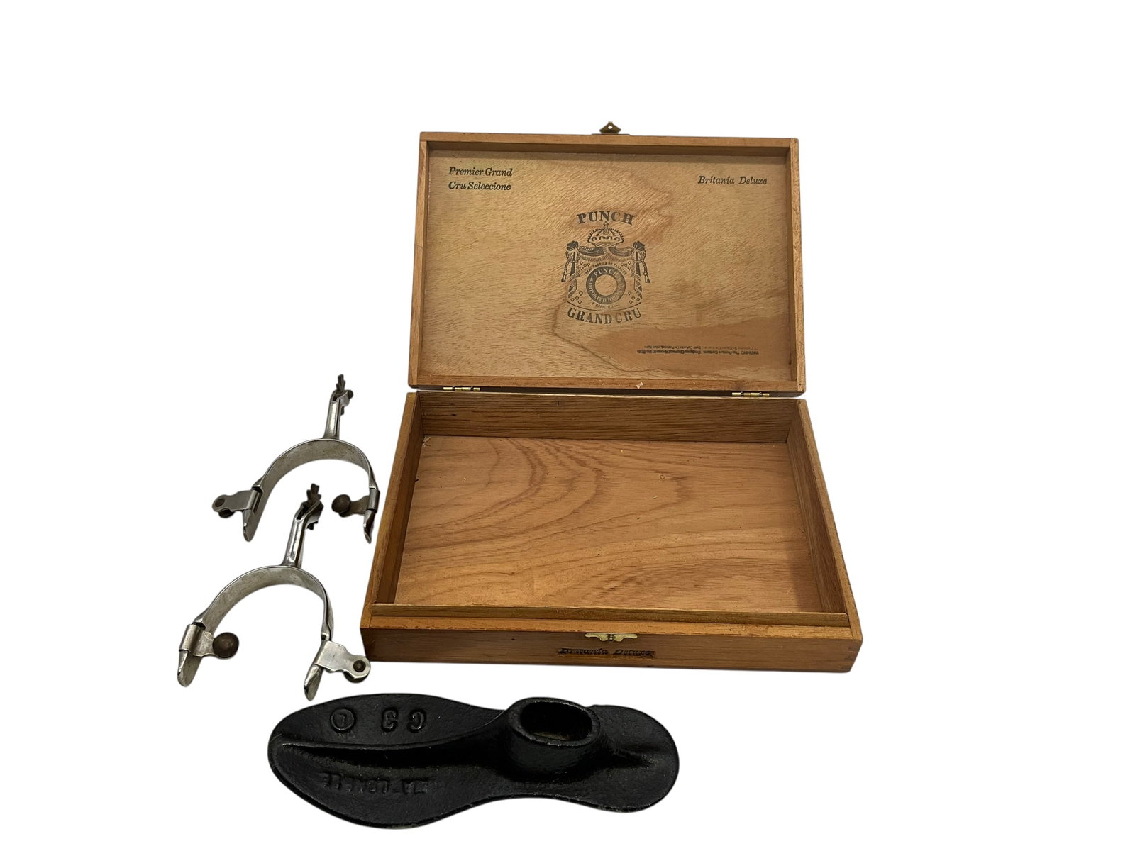 Cast Iron Shoe Horn & Spurs (1 of 2)
