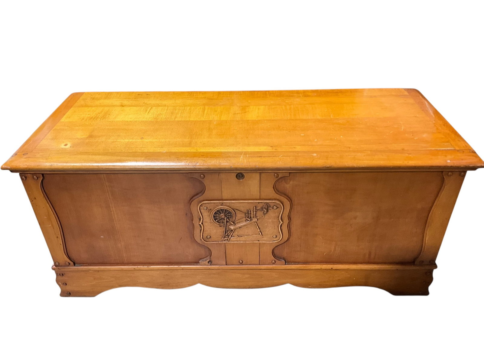 1940's Cedar Chest by Lane Furniture (1 of 5)