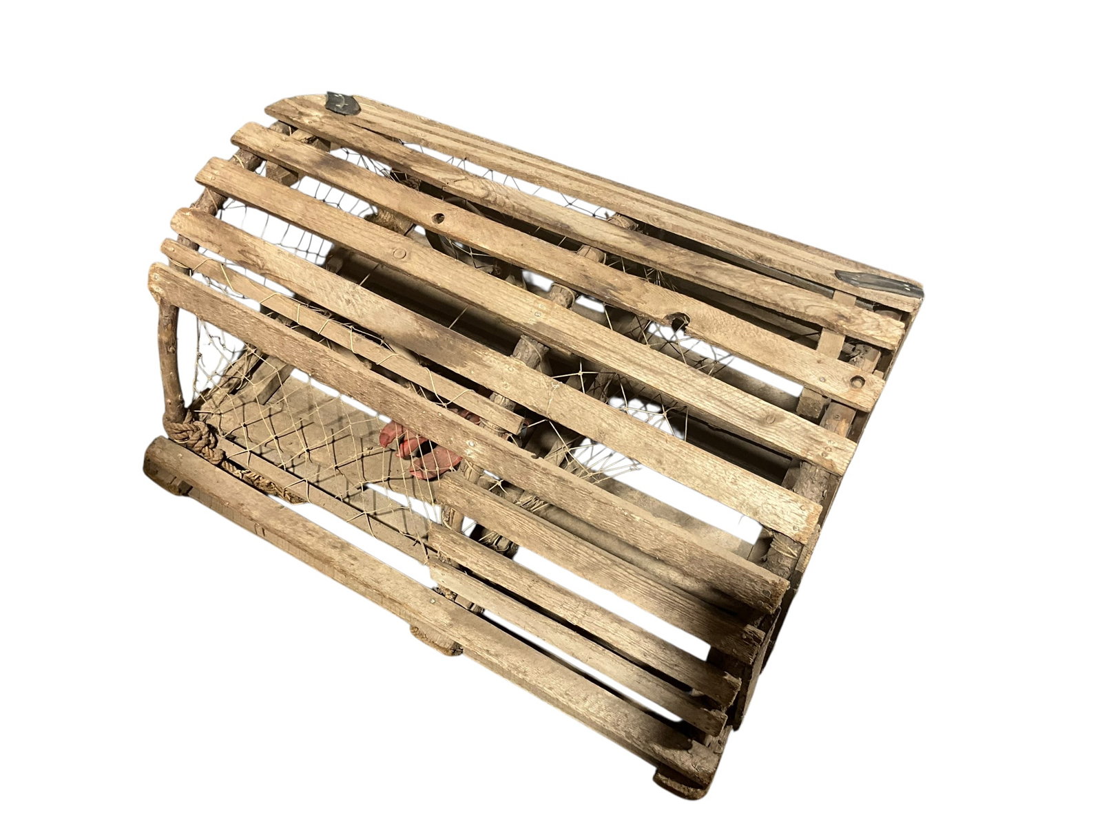 Antique Maine Wooden Lobster Trap: Great condition. Measures 32" x 26" x 15".