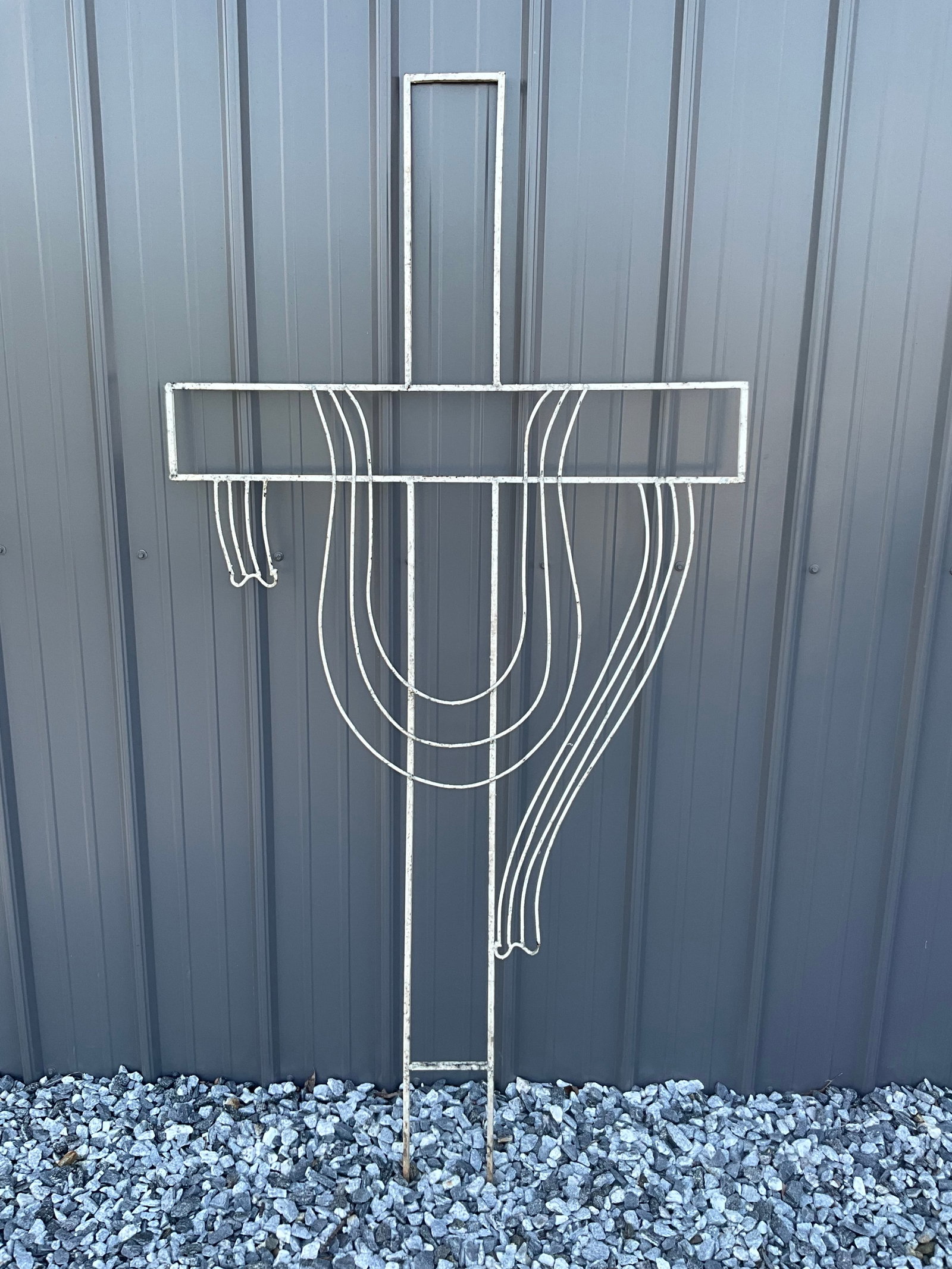 Hand Made Welded Metal 6 Foot Cross With Ground Stake (1 of 3)