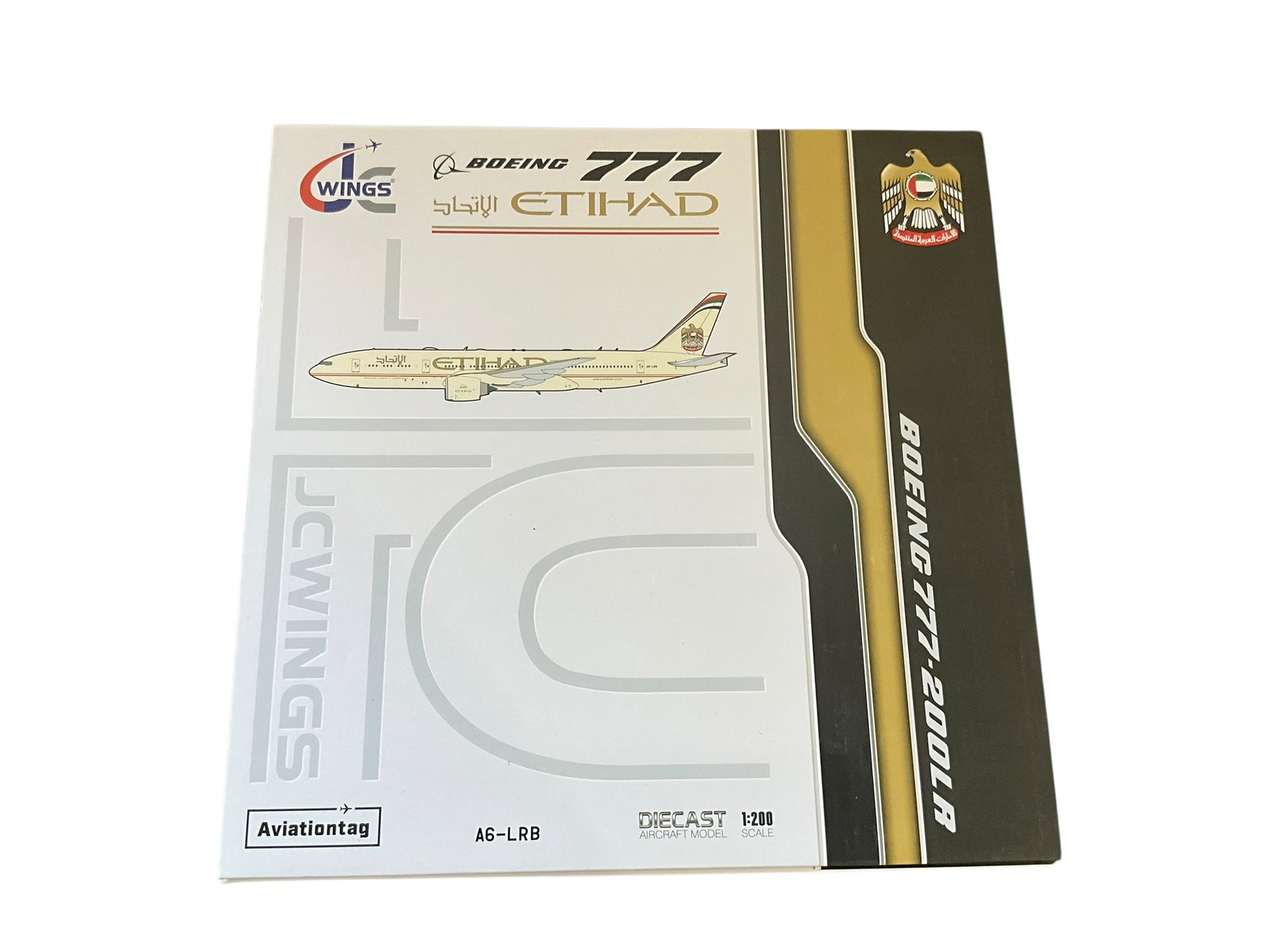 JC Wings Boeing 777 Etihad Die Cast Model w/ Aviation Tag: Good preowned condition. 1:200 scale. Boeing 777-200LR Etihad with Aviationtag. Item number A6-LRB. Item in original box and box measures 14" x 14" x 5". 
