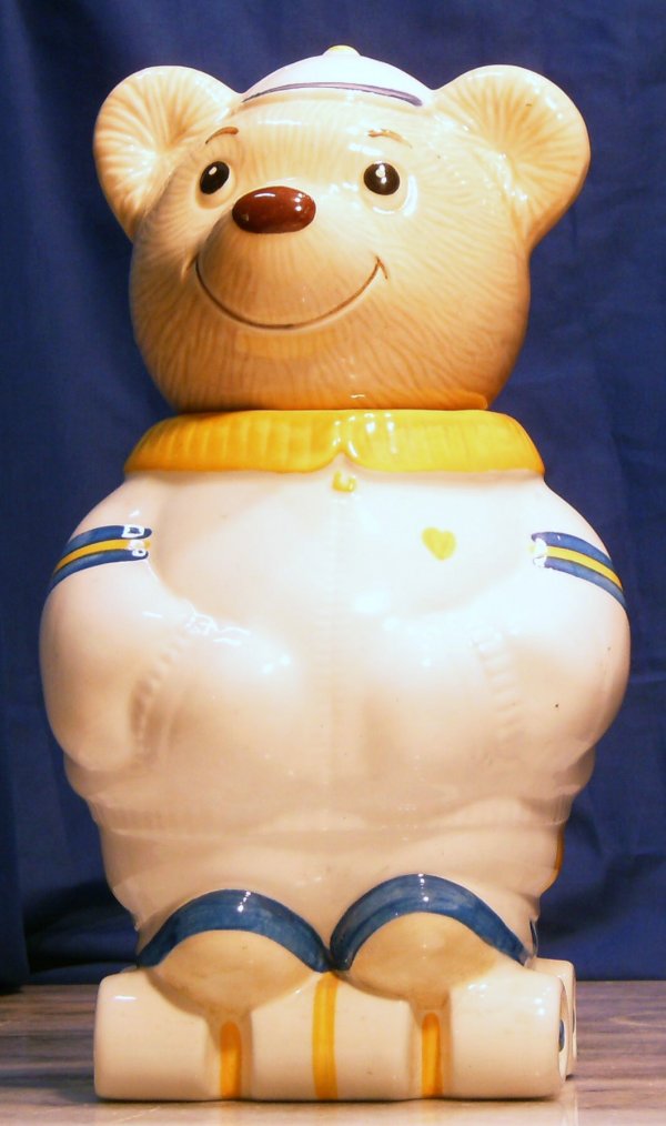 ROLLER SKATING BEAR COOKIE JAR, MARKED METLOX USA: ROLLER SKATING BEAR COOKIE JAR, MARKED METLOX USA Manufacturer METLOX