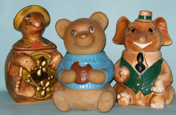 3 TREASURE CRAFT COOKIE JARS, BEAR, BINGO ELEPHANT: 3 TREASURE CRAFT COOKIE JARS, BEAR, BINGO ELEPHANT & TURTLE Manufacturer TREASURE CRAFT