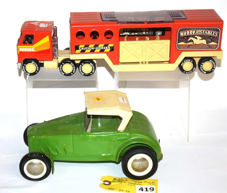 BUDDY L TOYS: BUDDY L STABLES TRUCK, 14 1/2'' LONG, BUDDY L ROADSTER, 9 1/4' LONG