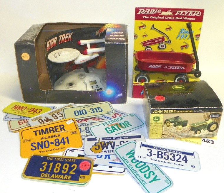 STAR TREK ALARM CLOCK, WAGON, MINI LICENSE PLATES: LOT OF STAR TREK ALARM CLOCK, MINIATURE RADIO FLYER WAGON, MINI LICENSE PLATES, JOHN DEERE SALT & PEPPER SET