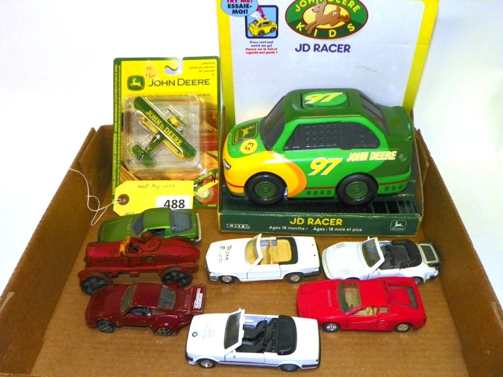 CAST IRON, DIE CAST & JOHN DEERE TOYS: LOT OF DIE CAST CARS, JOHN DEERE CHILDS TOY, BLISTER PACK AIRPLANE & CAST IRON RACING CAR W/DRIVER