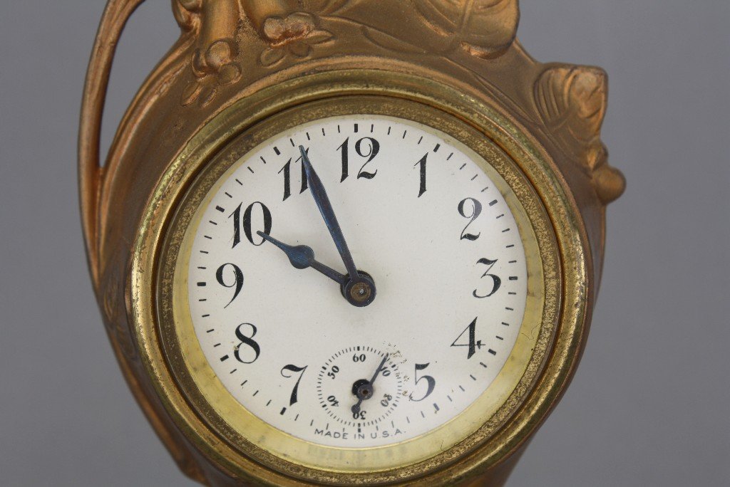DRESSER CLOCK - 4