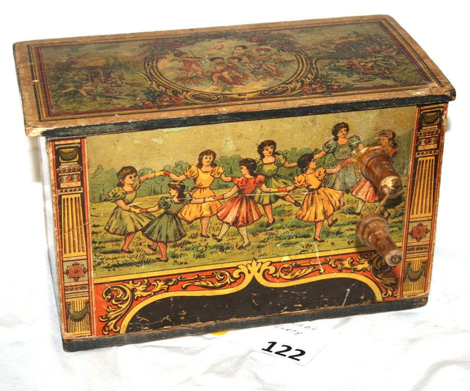 122 CHILDRENS MUSIC BOX