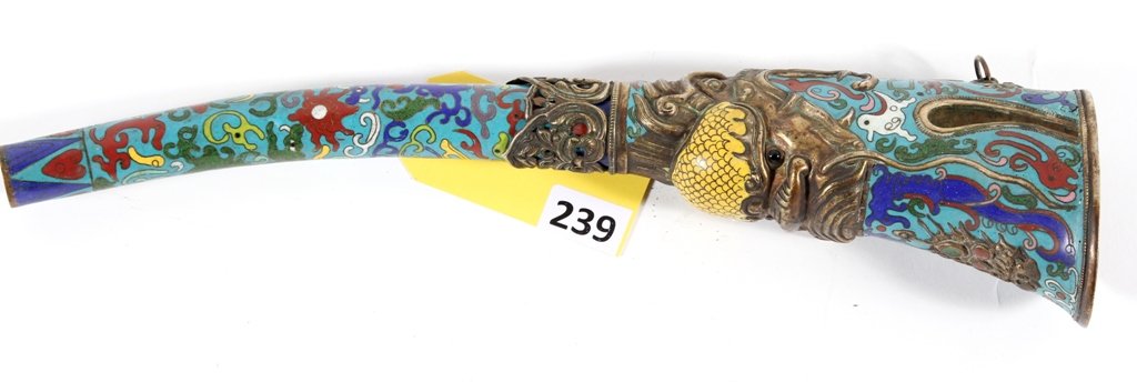 CHINESE CHAMPLEVE: CHINESE CHAMPLEVE FOO DOG FORM CEREMONIAL PIECE