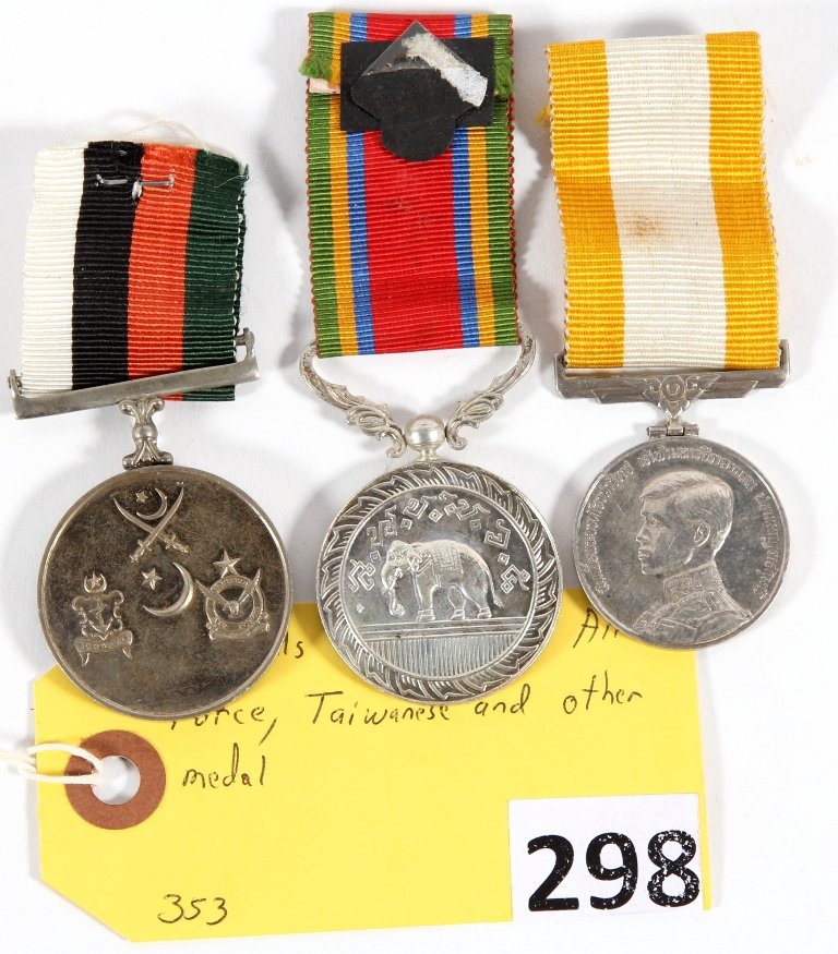 MEDALS: LOT OF 3 MEDALS; PAKISTANI AIR FORCE, TAIWANESE AND OTHER MEDAL