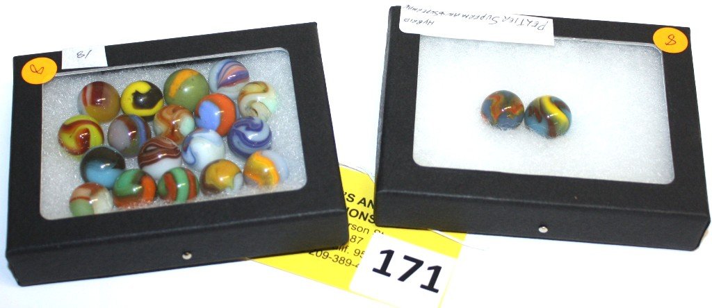 MARBLE COLLECTION: COLLECTION OF VINTAGE MARBLES, 1 PELTIER SUPERMAN, 1 HYBRID SUPERMAN & 18 ASSORTED, 20 OVERALL COUNT, GOOD CONDITION