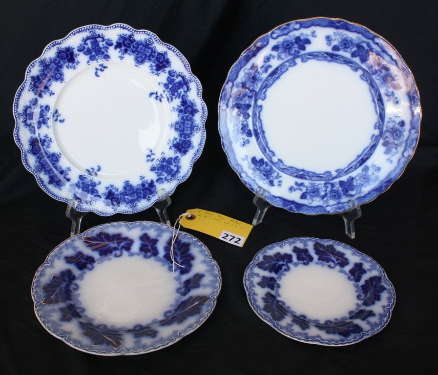 BLOW BLUE PLATES: LOTTED 4 FLOW BLUE PLATES, MEASURING 2-10'', 1-9'' AND 1-7''