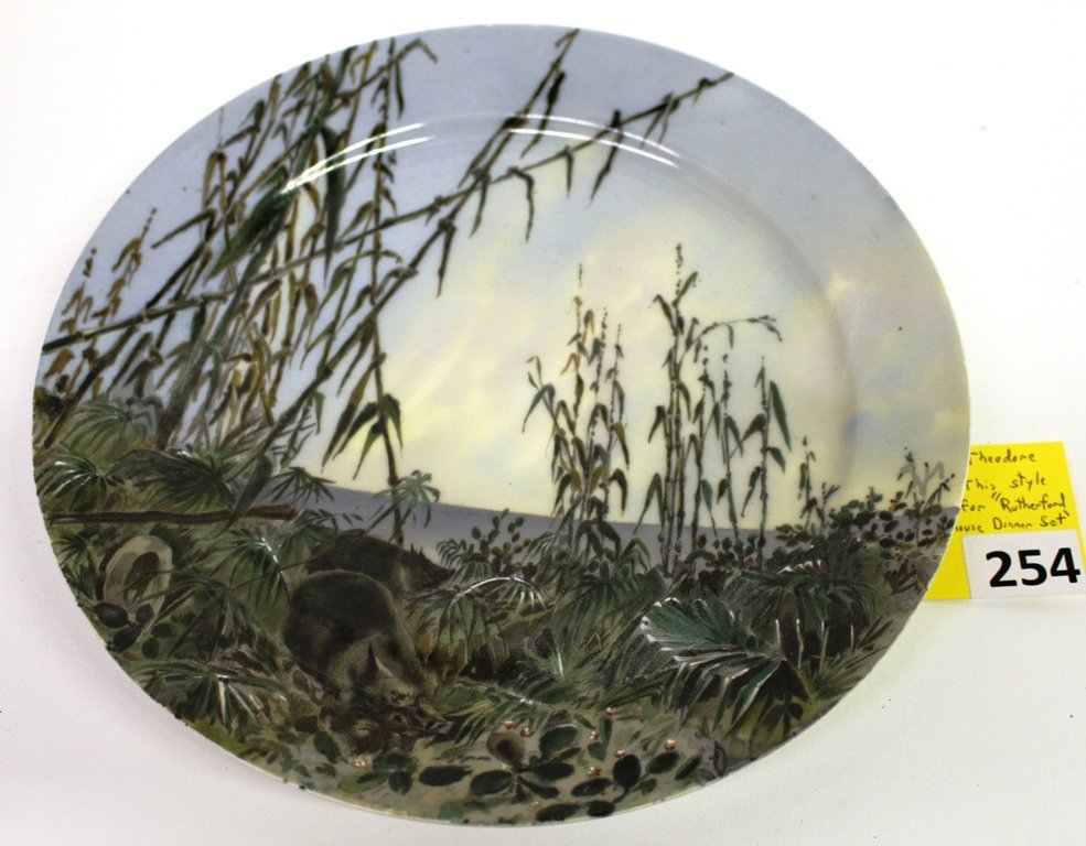 HAVILAND PLATE: HAVILAND PLATE BY THEODORE R. DAVIS DESIGNER. THIS STYLE OF PLATE WAS DESIGNED FOR ''RUTHERFORD B. HAYES WHITE HOUSE DINNER SET''MEASURES A SOLID 10" ACROSS, PLATE IS GOOD, NO CHIPS, CRACKS, REPAIRS O