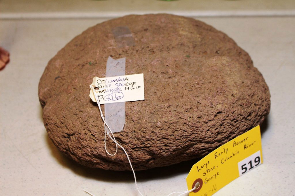 BANNER STONE: LARGE BANNER STONE COLUMBIA RIVER GOURGE