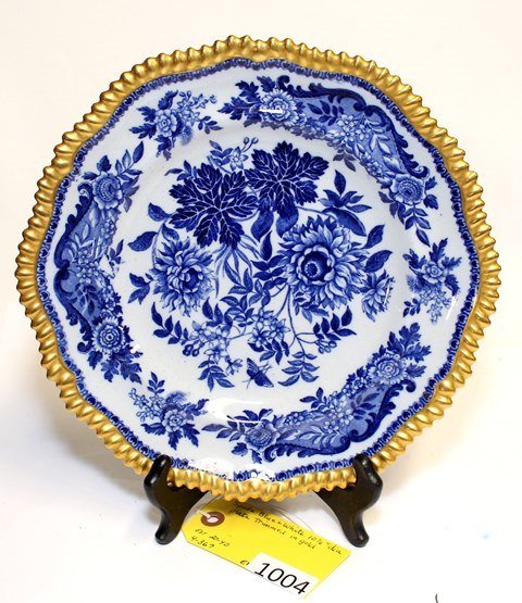 SPODE PLATE: SPODE BLUE & WHITE 10 1/2'' DIAMETER PLATE TRIMMED IN GOLD