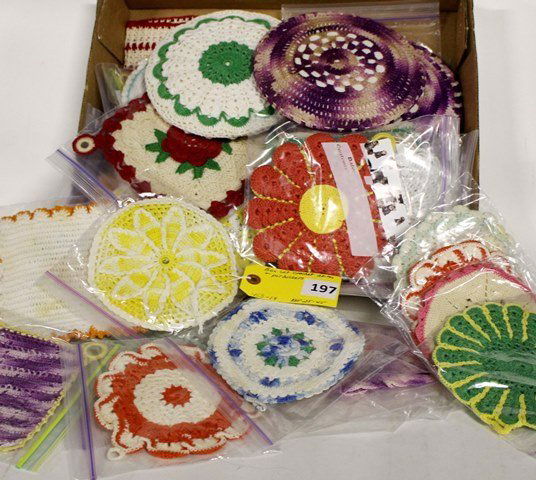 CROCHET DOILIES: BOX LOT OF CROCHET DOILIES AND POT HOLDERS