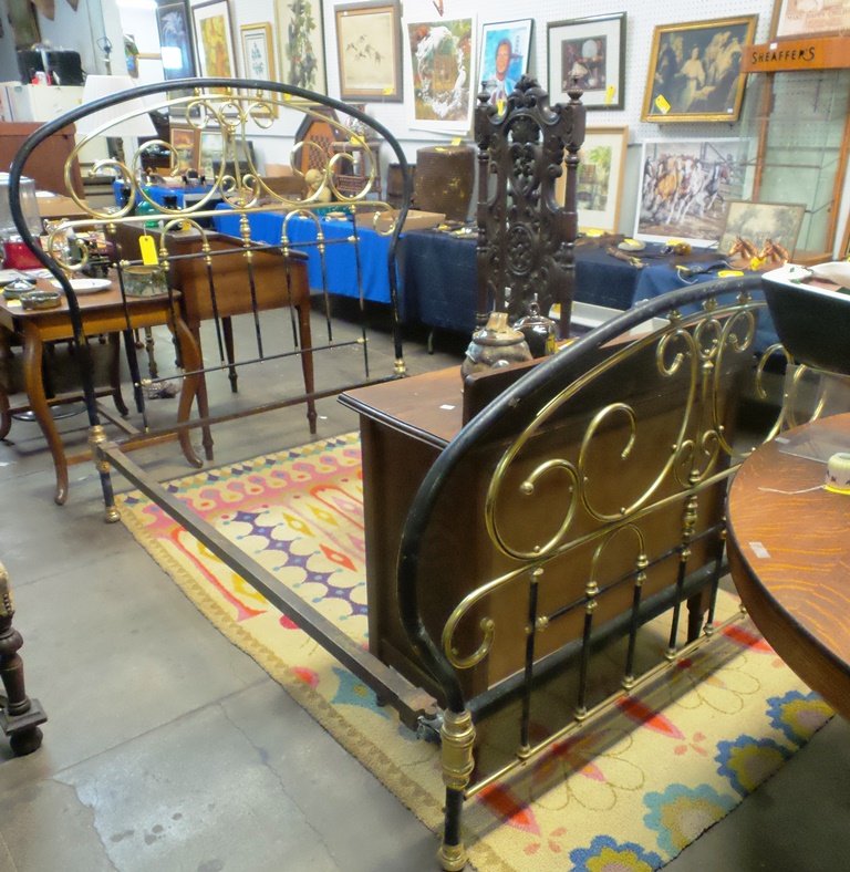 IRON BED: FANCY BRASS AND IRON BED, VINTAGE WITH ORIGINAL RAILS, DOUBLE BED FRAME, IN GOOD CONDITION IS USED
