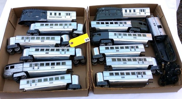 LIONEL FLYING YANKEE 616, 617 & 618 (616E SET NAME): LIONEL FLYING YANKEE 616, 617 & 618 (616E SET NAME) LOTTED 616 (3), 617 (7) & 618 (3), CONDITION AS IS