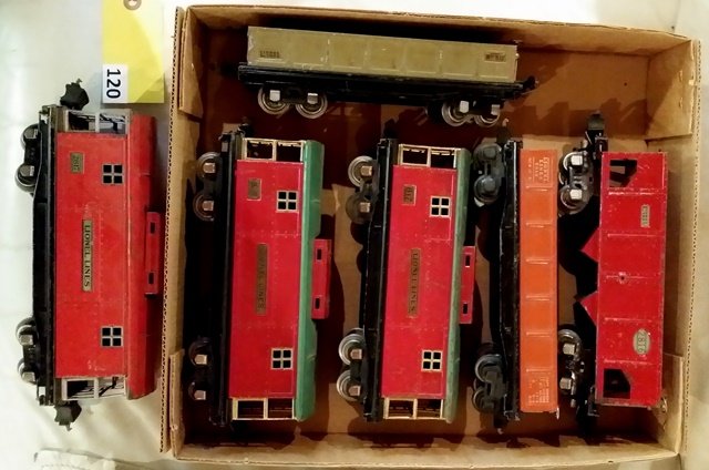 LOT OF 6 LIONEL PRE WAR TRAIN CARS; 817 CABOOSE (2),: LOT OF 6 LIONEL PRE WAR TRAIN CARS; 817 CABOOSE (2), 2817 CABOOSE (1) AND 2816 HOPPER, 812 GONDOLA, 2812 GONDOLA, NO BOXES ALL IN FAIR CONDITION