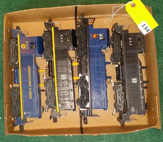 LOT OF 4 LIONEL NW2 SWITCHERS; (1) 621, (2) 623 & (1): LOT OF 4 LIONEL NW2 SWITCHERS; (1) 621, (2) 623 & (1) 624, NO BOXES IN GOOD CONDITION