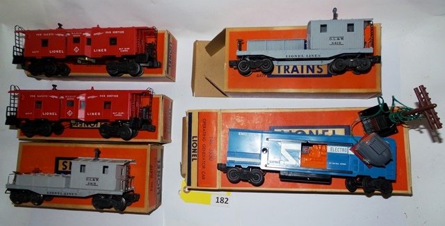 LOT OF 5 LIONEL FREIGHT CARS; 6511, 3530 & (2) 6419,: LOT OF 5 LIONEL FREIGHT CARS; 6517, 3530 & (2) 6419, ALL WITH BOXES AND EXCELLENT CONDITION