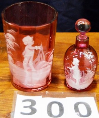 MARY GREGORY GLASS & MINIATURE BOTTLE: SMALL MARY GREGORY GLASS & MINIATURE CRANBERRY BOTTLE WITH STOPPER - GLASS HAS CHIP