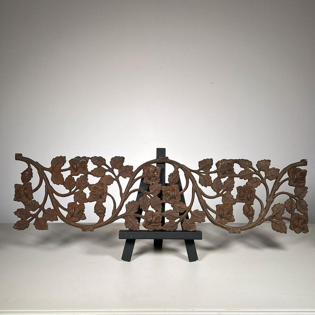 IRON PANEL OF ROSES: Figurative Panel in cast iron with rose design Inventory Code: 1K-170 Provenance: Part of over six-hundred Items consigned from an important Millwood, NY family