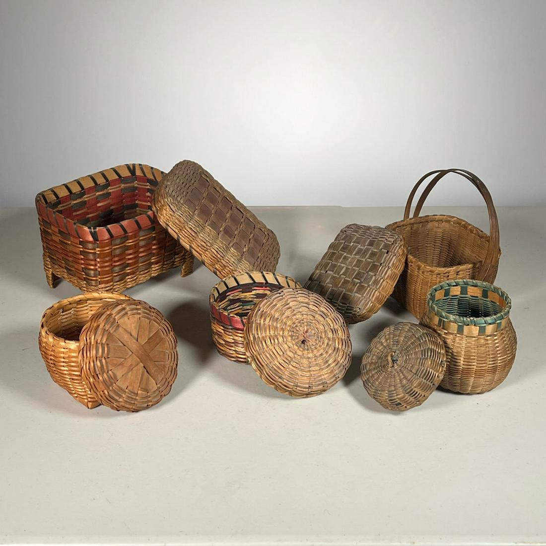 (5pc) Native American Baskets Auction